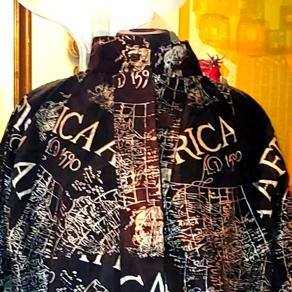 UNISEX nwt AFRICAN STAR suede LEATHER above knee length EMBOSSED MAPS xl - Picture 2 of 6